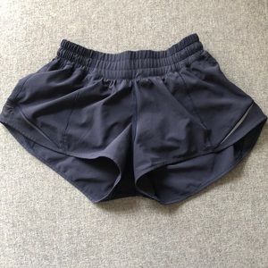 Lululemon Hotty Hot short